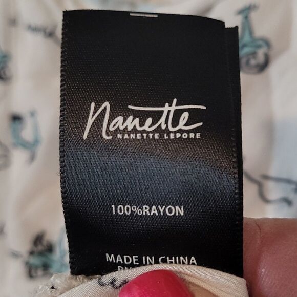 Adorable Nanette lepore travel the world 🌎  top large - Picture 6 of 6
